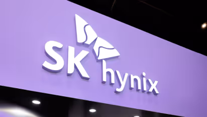 https://stocktwits.com/news-articles/markets/equity/skhy-stock-jumps-premarket-sk-hynix-announces-29-b-buyback-amid-memory-volatility/cZYda7aRJkZ
