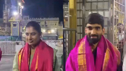 Mithali Raj (left) and Srikanth Kidambi (right) (Photos: ANI)