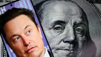 https://stocktwits.com/news-articles/markets/equity/elon-musk-and-robinhood-s-vlad-tenev-agree-on-the-future-of-work-but-are-deeply-divided-on-the-future-of-money/cLPA9JuRE9l