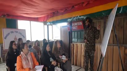 Indian Army trains civilians (Photo/ANI)