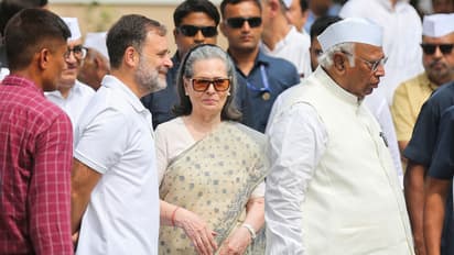 Senior Congress leaders Sonia Gandhi and Rahul Gandhi (File photo/ ANI)