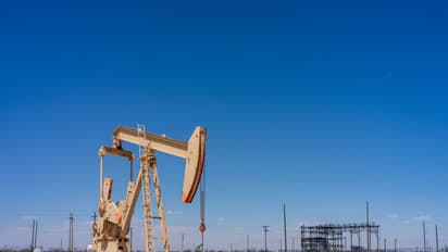 SM Energy Stock Gains After The Bell On Upbeat Q4 Revenue: Retail Sentiment Hits 1-Year High