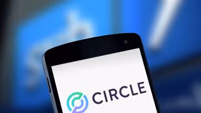 https://stocktwits.com/news-articles/markets/cryptocurrency/crcl-stock-trims-rally-despite-occ-win-analysts-split-on-what-s-next/cZmrOGkR78Q