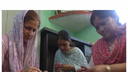 Woman working collaboratively under Umeed scheme. (Photo/ANI)
