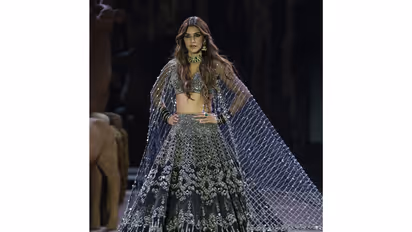 Kriti Sanon (Abhinav Mishra's team)