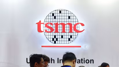https://stocktwits.com/news-articles/markets/equity/tsmc-weighs-texas-chip-investment-on-top-of-265-b-arizona-push/cZMF7zVRBhY
