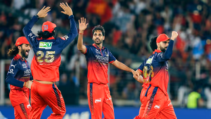 RCB players (Photo: ANI)