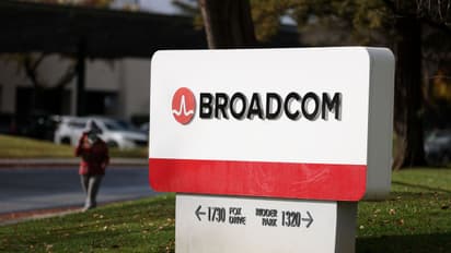 https://stocktwits.com/news-articles/markets/equity/broadcom-sees-230-b-in-ai-revenue-by-2028-driven-by-geniuses-open-ai-anthropic-analyst-says-some-risks-remain-unresolved/cZsM1vRRJHk