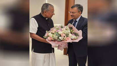 Chief Minister Pinarayi Vijayan received in Abu Dhabi (Photo: X@IndembAbuDhabi)