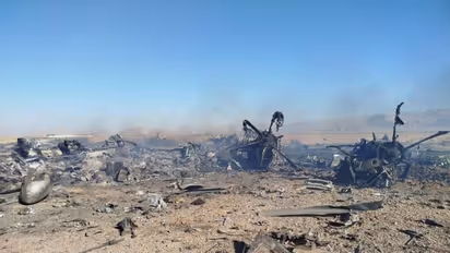 Ruins of aircraft (Photo: X@mb_ghalibaf)