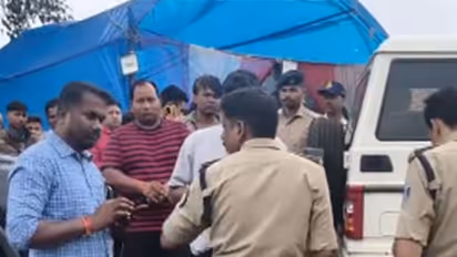 Police at incident site in Hirapur village of Mandla district, MP (Photo/ANI)