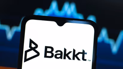 https://stocktwits.com/news-articles/markets/equity/bakkt-completes-sale-of-loyalty-unit-charts-path-toward-pure-play-crypto/chCYeokR3ar