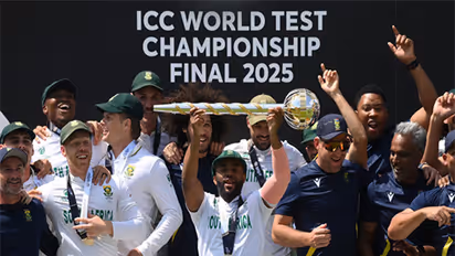 South Africa team celebrating (Photo: X/@ICC)