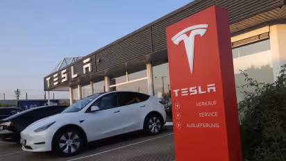 https://stocktwits.com/news-articles/markets/equity/tesla-reportedly-struggles-in-europe-with-89-sales-drop-in-sweden/cL2NXgmR3Cb