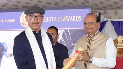Padma Gurmet conferred UT Ladakh State Award 2025 for exemplary service to Sowa-Rigpa medicine (Photo: PIB/AYUSH)