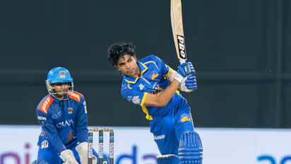 Purani Dilli 6 and North Delhi Strikers players in action (Photo: DPL)