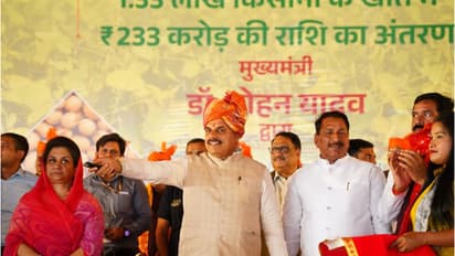 MP CM Mohan Yadav is transferring money with single click (Photo/DPR)