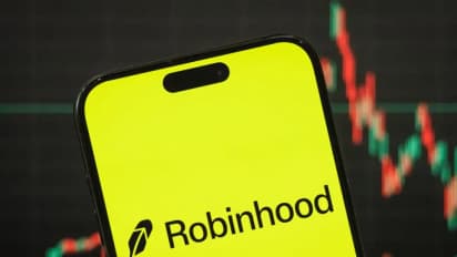 https://stocktwits.com/news-articles/markets/equity/robinhood-fails-to-make-it-to-s-and-p-500-inclusion/chlEgsXRbyB