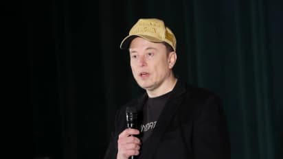 https://stocktwits.com/news-articles/markets/equity/gary-black-pushes-back-on-musk-s-autonomy-hype-presses-tesla-for-real-driverless-robotaxi-performance/cLPoRwIREJV