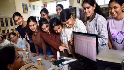 Students check their results after CBSE announcement (File photo/ANI)
