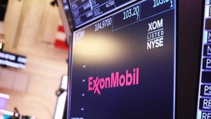 https://stocktwits.com/news-articles/markets/equity/exxon-sees-surge-in-retail-chatter-ahead-of-q-2-earnings-investors-eye-impact-of-lower-crude-and-gas-prices-on-margins/choeviFR5xf