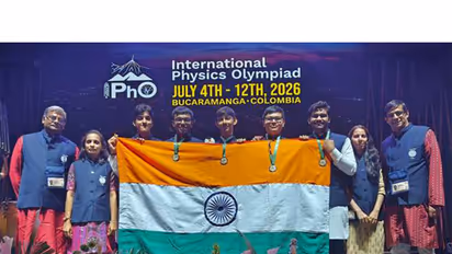 Gold medalist in the International Physics Olympiad (Photo/PIB)