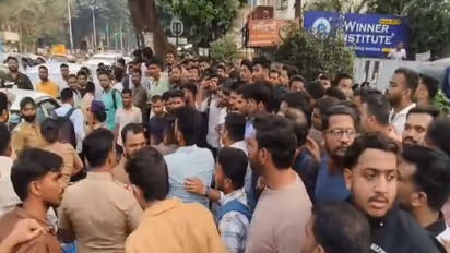 Maharashtra Public Service Commission (MPSC) aspirants protest (Photo/ANI)