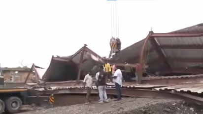 Godown shed collapses in Taratala (Photo/ANI)