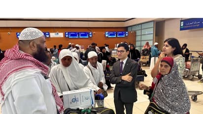 Consulate officials in Jeddah meet Indian nationals (Photo/XConsulate General of India, Jeddah)