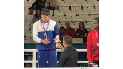 Gujarat Deputy Chief Minister Harsh Sanghavi presents medals to Indian boxing champions (Photo/GujaratCMO)