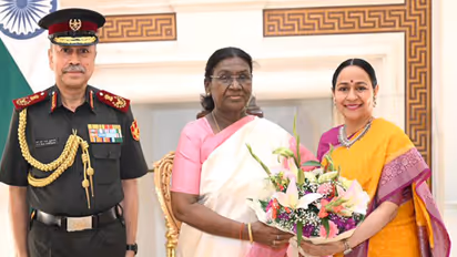 Chief of Defence Staff General N S Raja Subramani with his wife Smt. Mahalakshmi Subramani at Rashtrapati Bhavan (Photo/X@rashtrapatibhvn)