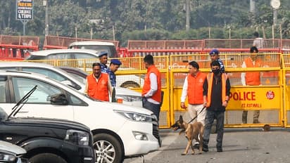 Bomb disposal squads examine the site of the car blast near Red Fort (File Photo/ANI)