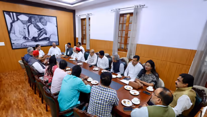 INDIA bloc leaders meet at Mallikarjun Kharge's residence ahead of November 1 rally (Photo: AICC)