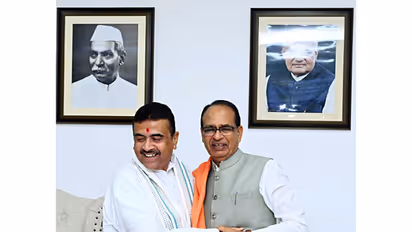 West Bengal Chief Minister Suvendu Adhikari and Union Minister Shivraj Singh Chouhan (Photo/ANI)