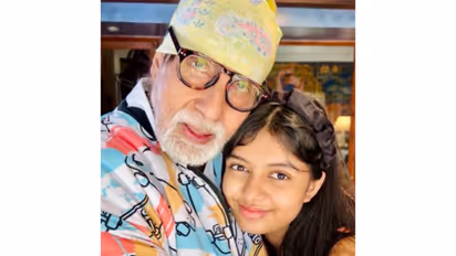 Actor Amitabh Bachchan with granddaughter Aaradhya (Image source: Aishwarya's Instagram)