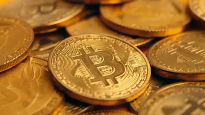 Crypto Countdown: Your 5-Min Weekly Digest to Become an Expert