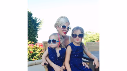 Tori Spelling with her kids (Photo/instagram/@torispelling)
