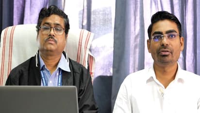 Prof. Chandan Das, Dept of Chemical Engineering and Research scholar Dr Anil Kumar (Photo/IIT Guwahati)