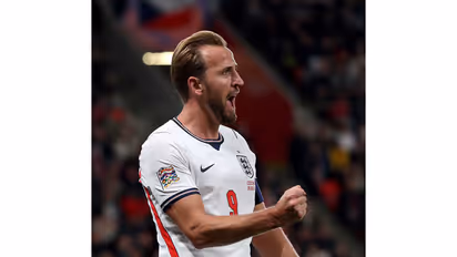 Harry Kane celebrates his goal (Photo: @England X)