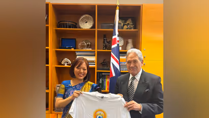 Indian High Commissioner to New Zealand Muanpuii Saiawi with Winston Peters, Foreign Minister of New Zealand (Photo: X@IndiainNZ)