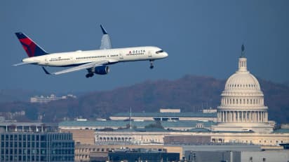 https://stocktwits.com/news-articles/markets/equity/us-court-halts-trump-backed-order-to-end-delta-and-aeromexico-alliance/cLPBFEoREds
