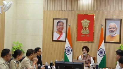 Lieutenant Governor of Delhi, Taranjit Singh Sandhu chairing review meeting (Photo/X/@LtGovDelhi)
