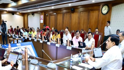 MP CM Mohan Yadav is chairing the cabinet meeting (Photo/DPR)