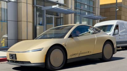 https://stocktwits.com/news-articles/markets/equity/tsla-stock-safety-regulator-cybercab-retail-fumes-event-blackout/cZsw8bORJvC