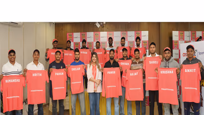 Tiigers of Kolkata Players alongside the Owner Aksha Kamboj at the Jersey Unveling. (Photo/ISPL)