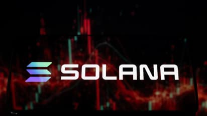 https://stocktwits.com/news-articles/markets/cryptocurrency/helius-ceo-mumtaz-sol-zec-robinhood-gold-debate/cZKq8soR7Js