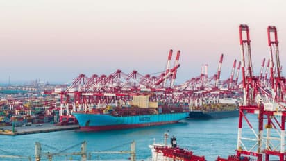 XPLR Infrastructure Stock Tanks Nearly 30% On Dividend Suspension, Strategic Pivot: Retail Shrugs It Off