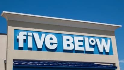 https://stocktwits.com/news-articles/markets/equity/five-below-stock-rises-over-1-after-hours-what-caused-the-surge/chsCxOhRdlp