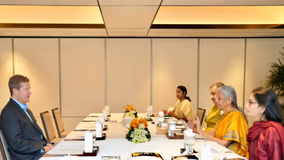 Sithraman during meeting with executives in Singapore (Photo/X/@FinMin)