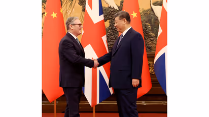 UK PM Keir Starmer with Chinese President Xi Jinping (Photo/X@Keir_Starmer)